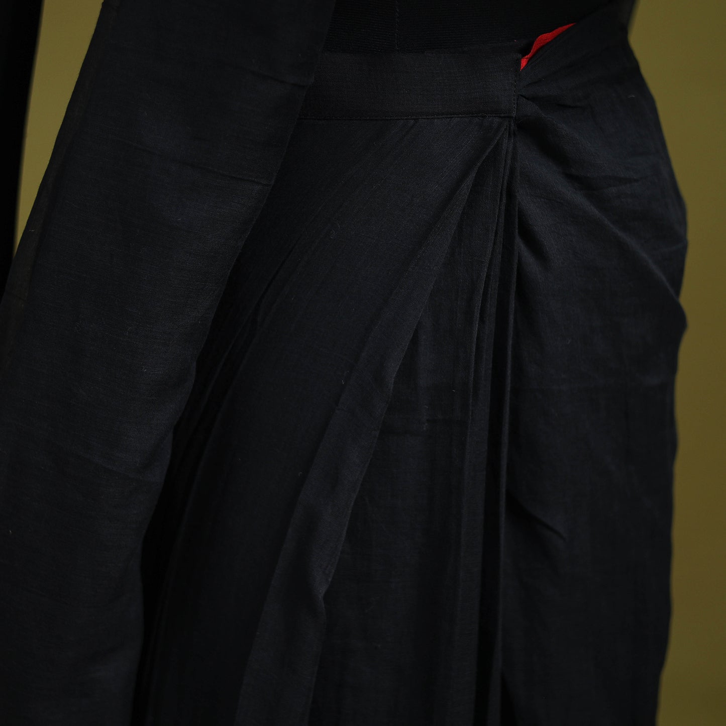 Plain Pure Mul Cotton Ready To Wear Saree 08