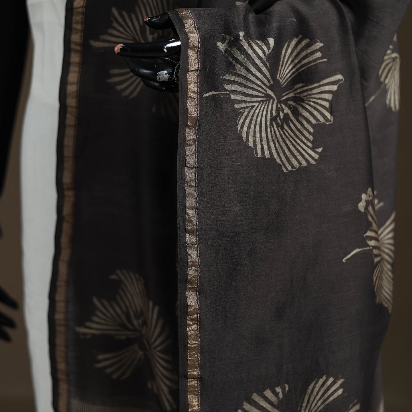 Akola Dabu Hand Block Print Chanderi Silk Handloom Dupatta 16