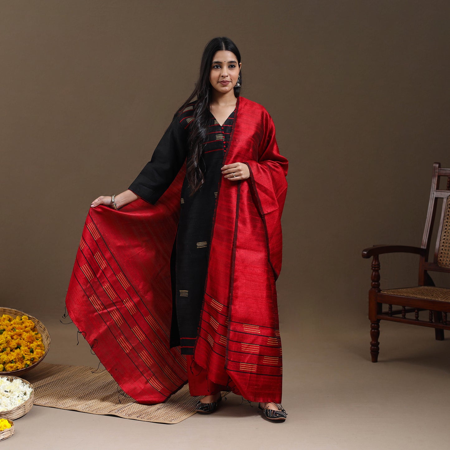 Black - Bhagalpuri Handloom Tussar Silk Suit Set 04