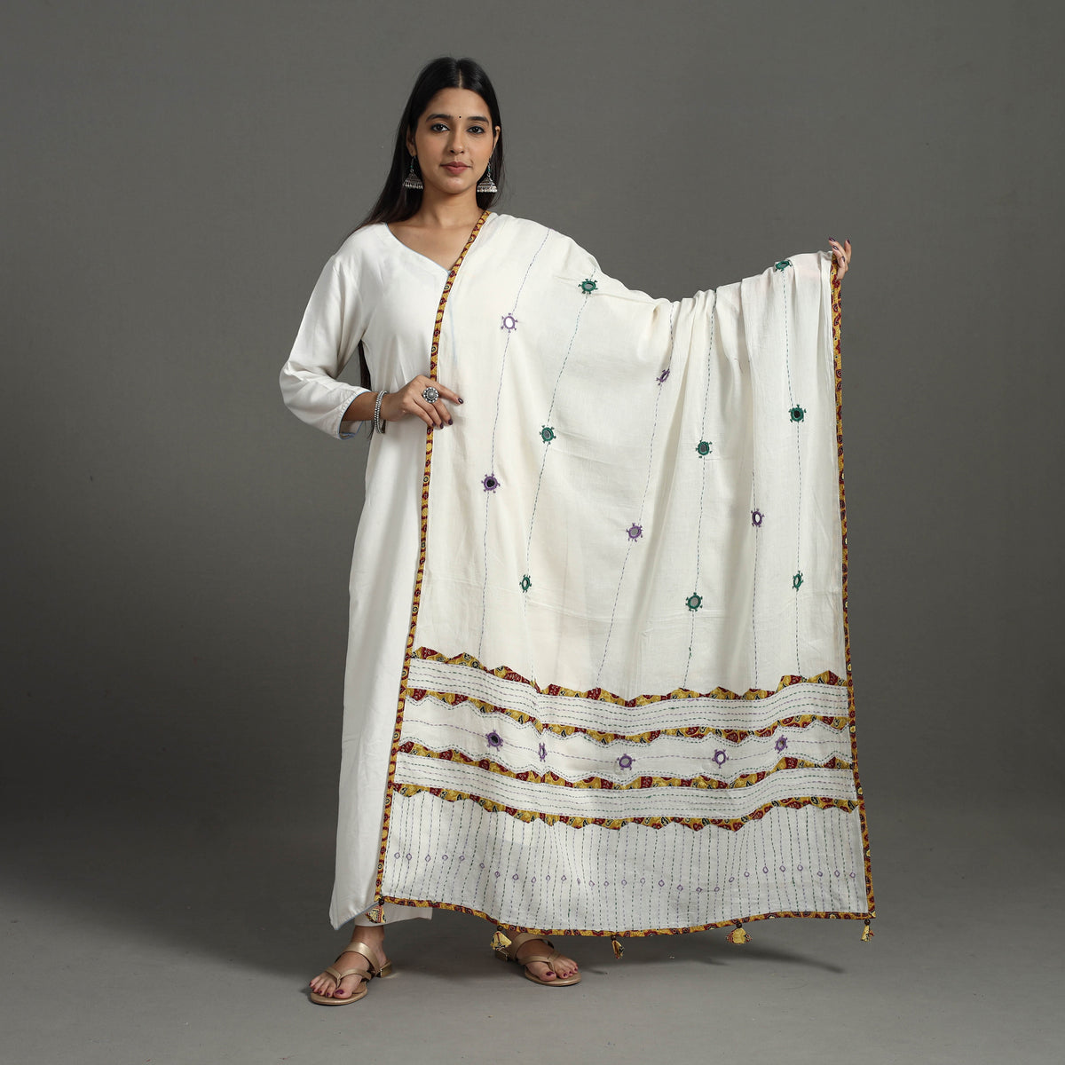 Tagai Kantha Dupatta 