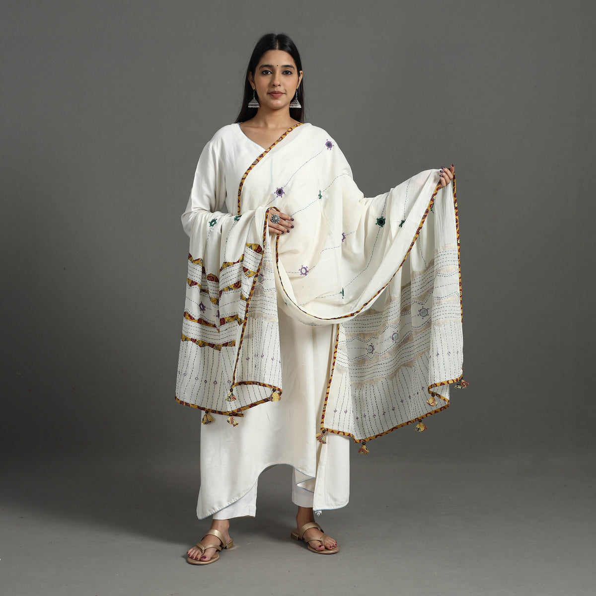 Tagai Kantha Dupatta 