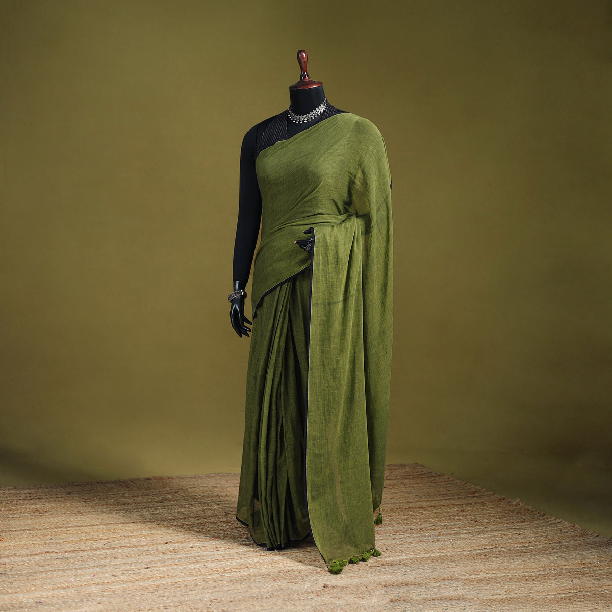 Plain Pure Mul Cotton Ready To Wear Saree 06