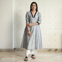 Grey - Plain Solid Slub Silk Mashru Patchwork A-Line Kurta 21