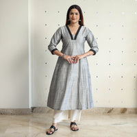 Grey - Plain Solid Slub Silk Mashru Patchwork A-Line Kurta 21