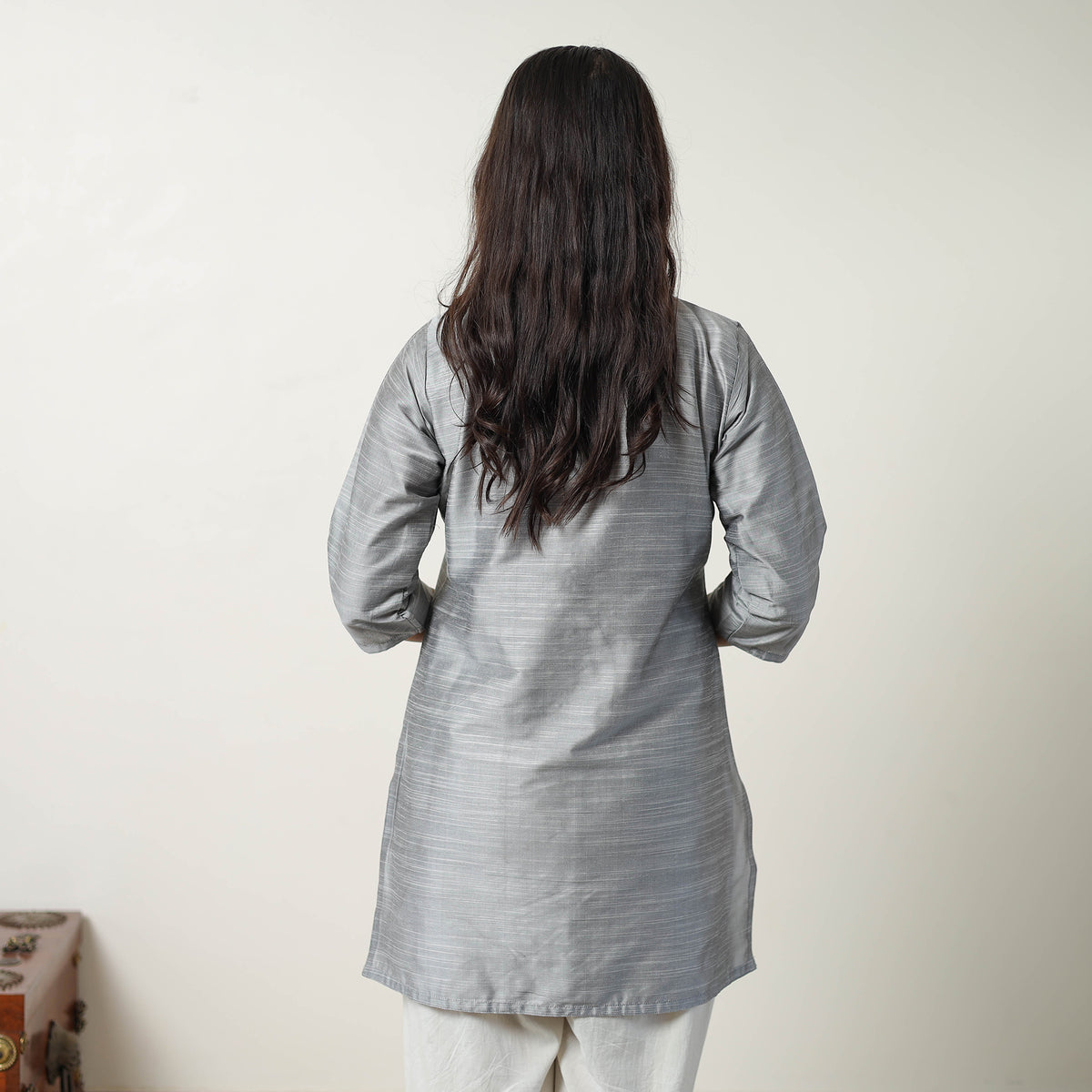 Raha Grey Slub Silk Short Plain Kurta