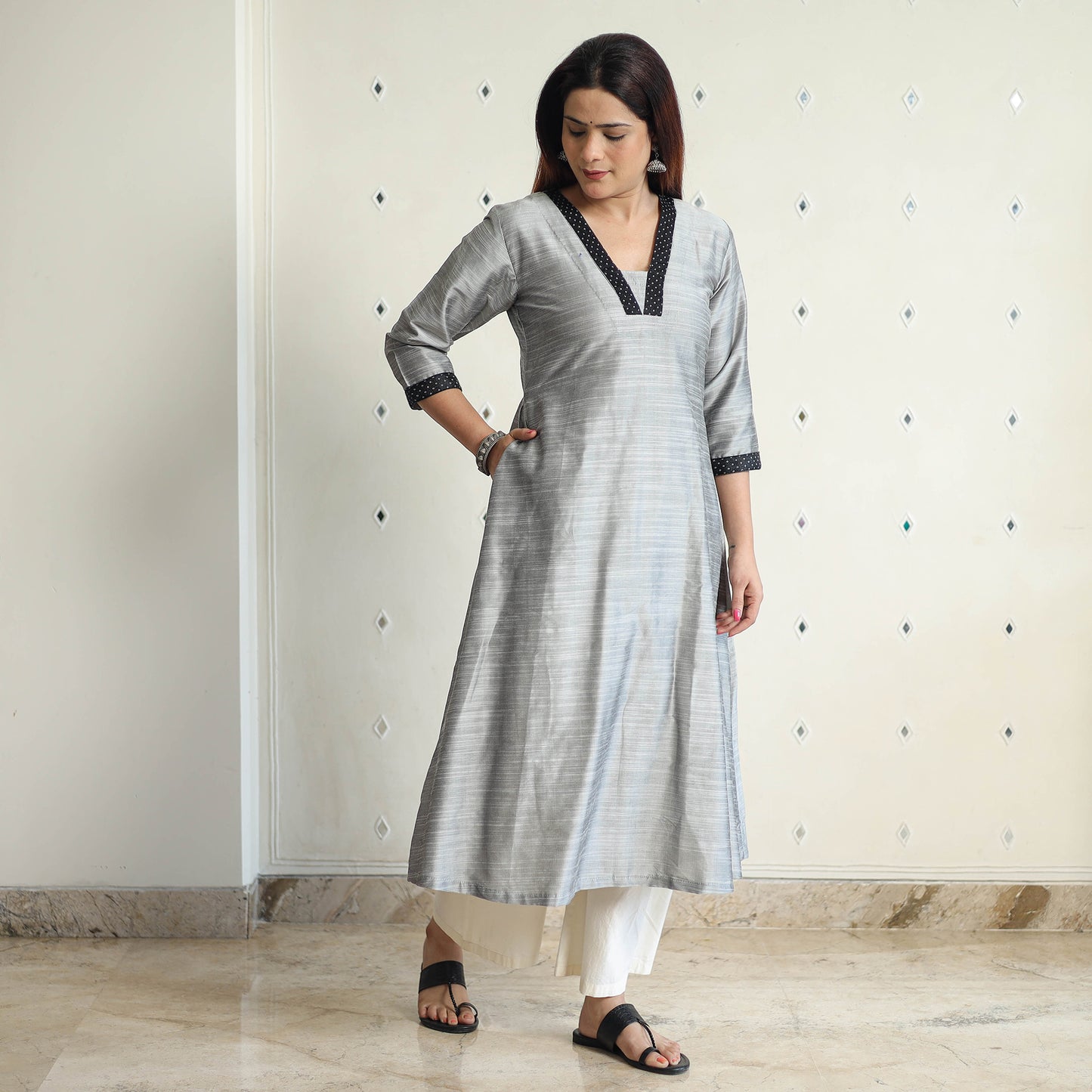 Grey - Plain Solid Slub Silk Mashru Patchwork A-Line Kurta 21