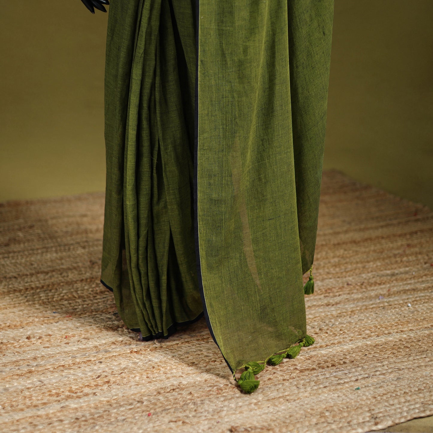 Plain Pure Mul Cotton Ready To Wear Saree 06