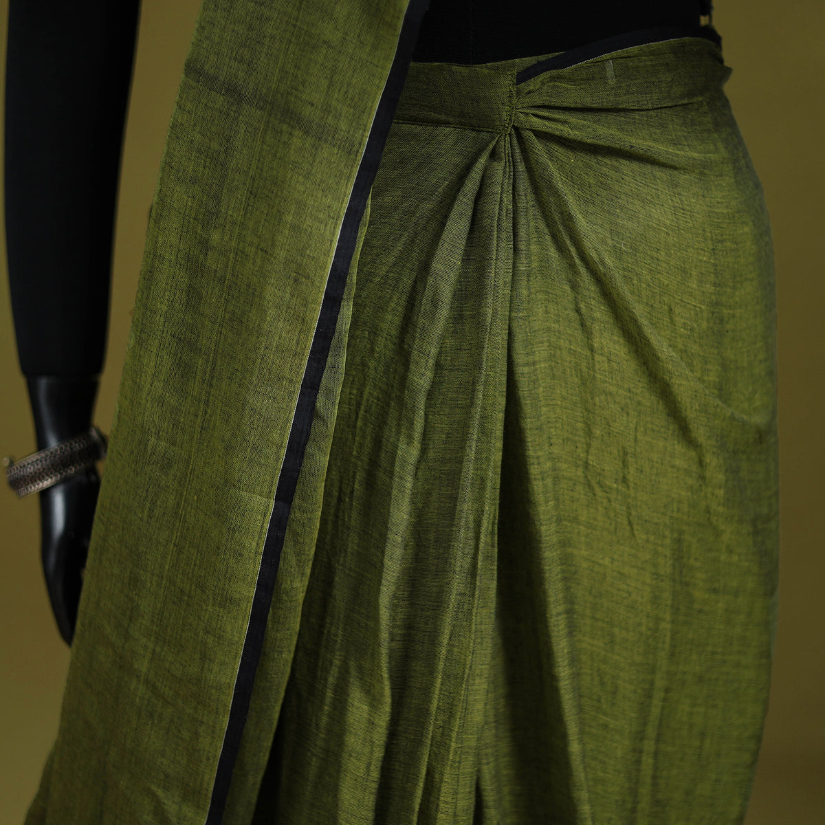 Plain Pure Mul Cotton Ready To Wear Saree 06