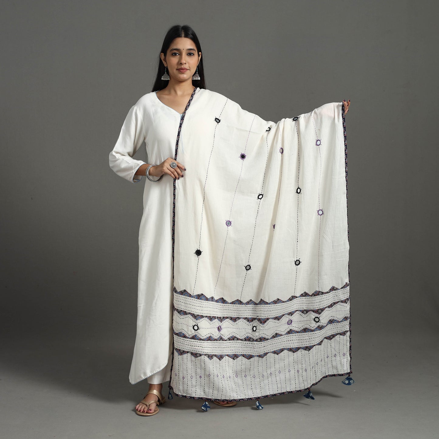 Tagai Kantha Dupatta 