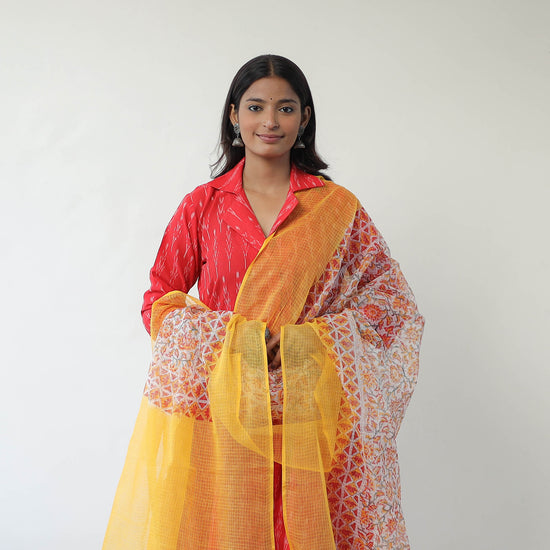 Red - Handloom Cotton Pochampally Ikat Kurta Set with Dupatta 09