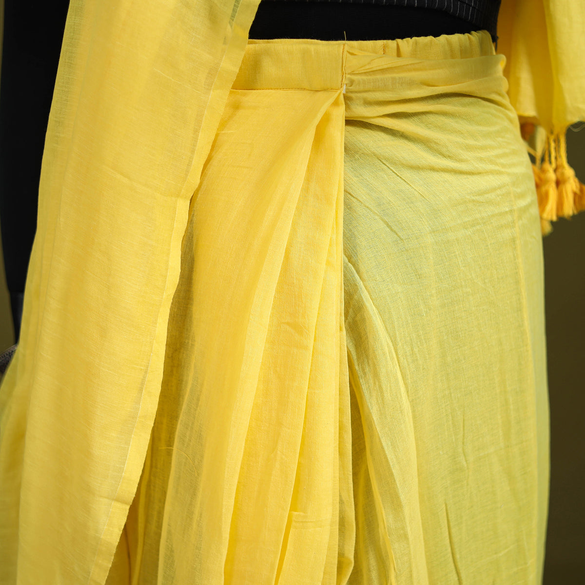 Plain Pure Mul Cotton Ready To Wear Saree 05