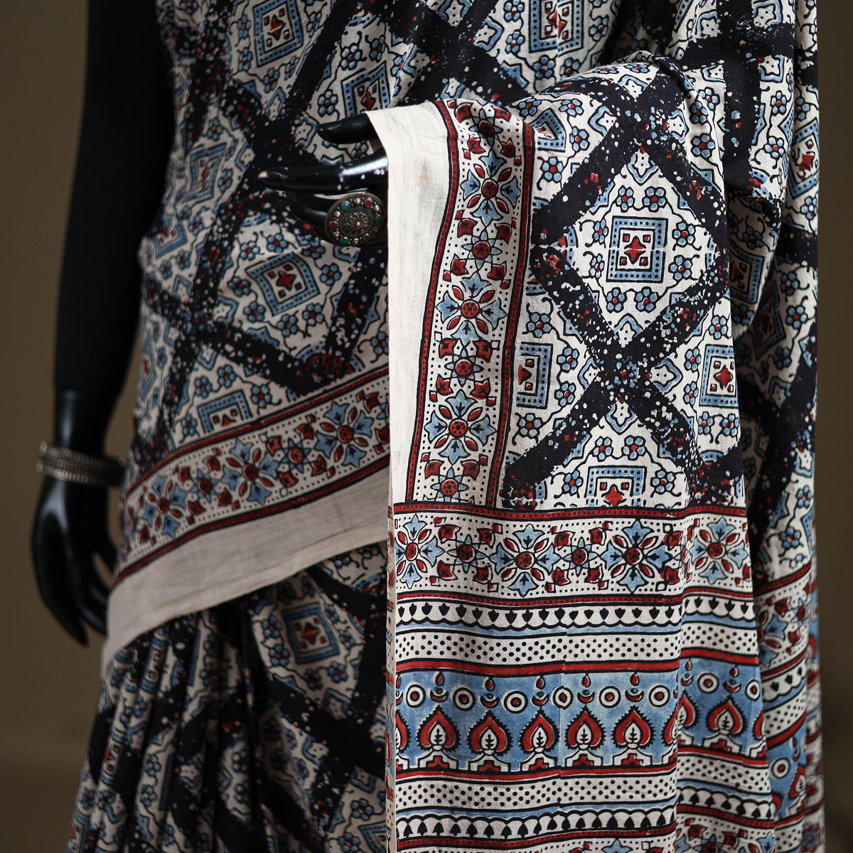 Ajrakh Hand Block Print Natural Dyed Pure Mul Cotton Saree 06