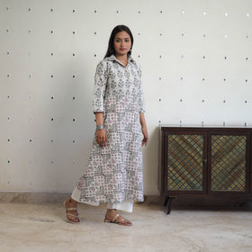 White - Cotton A-Line Batik Print Kurta 01