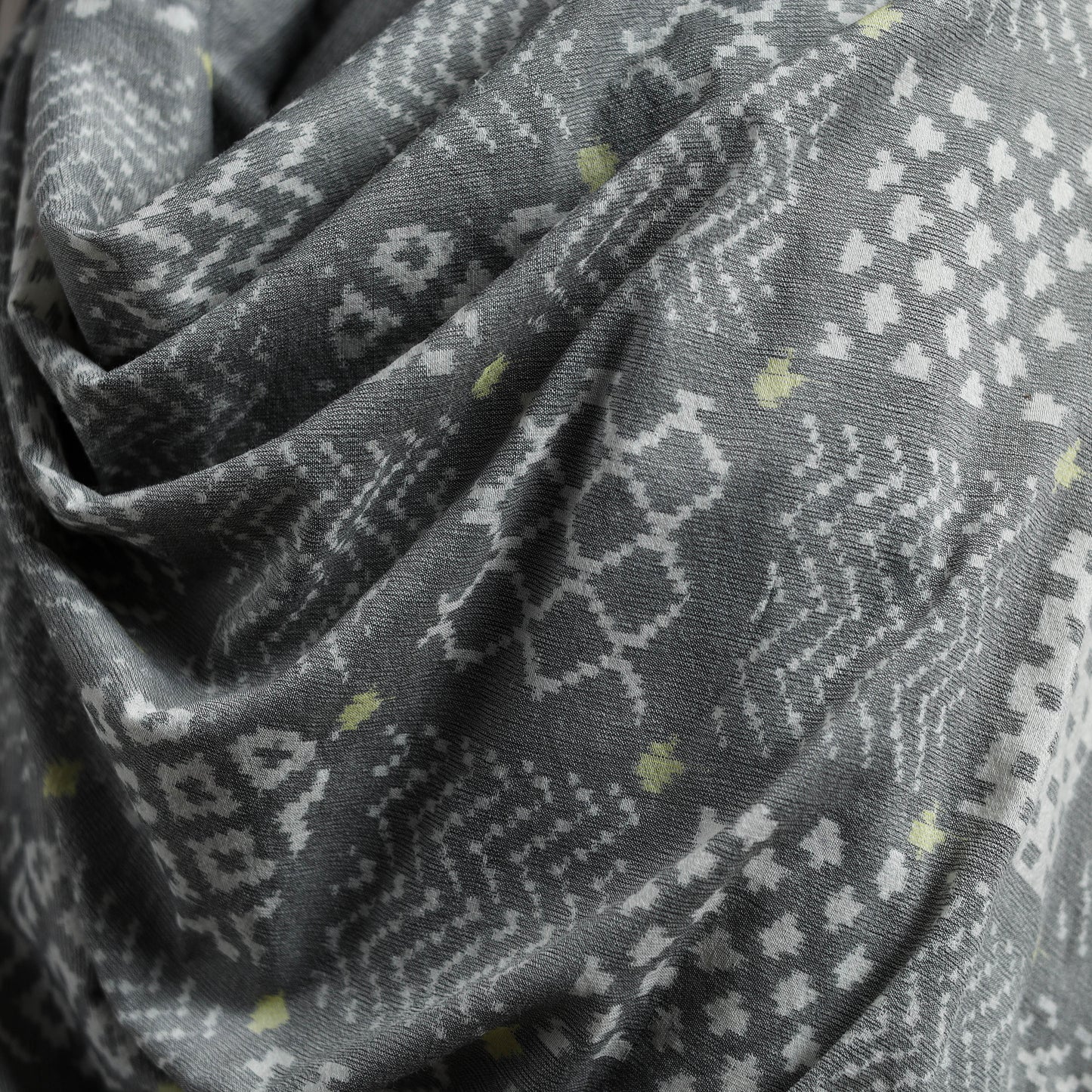 Pochampally Ikat Pure Handwoven Merino Wool x Silk Shawl 03