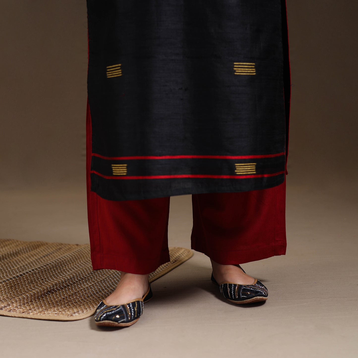 Black - Bhagalpuri Handloom Tussar Silk Suit Set 10
