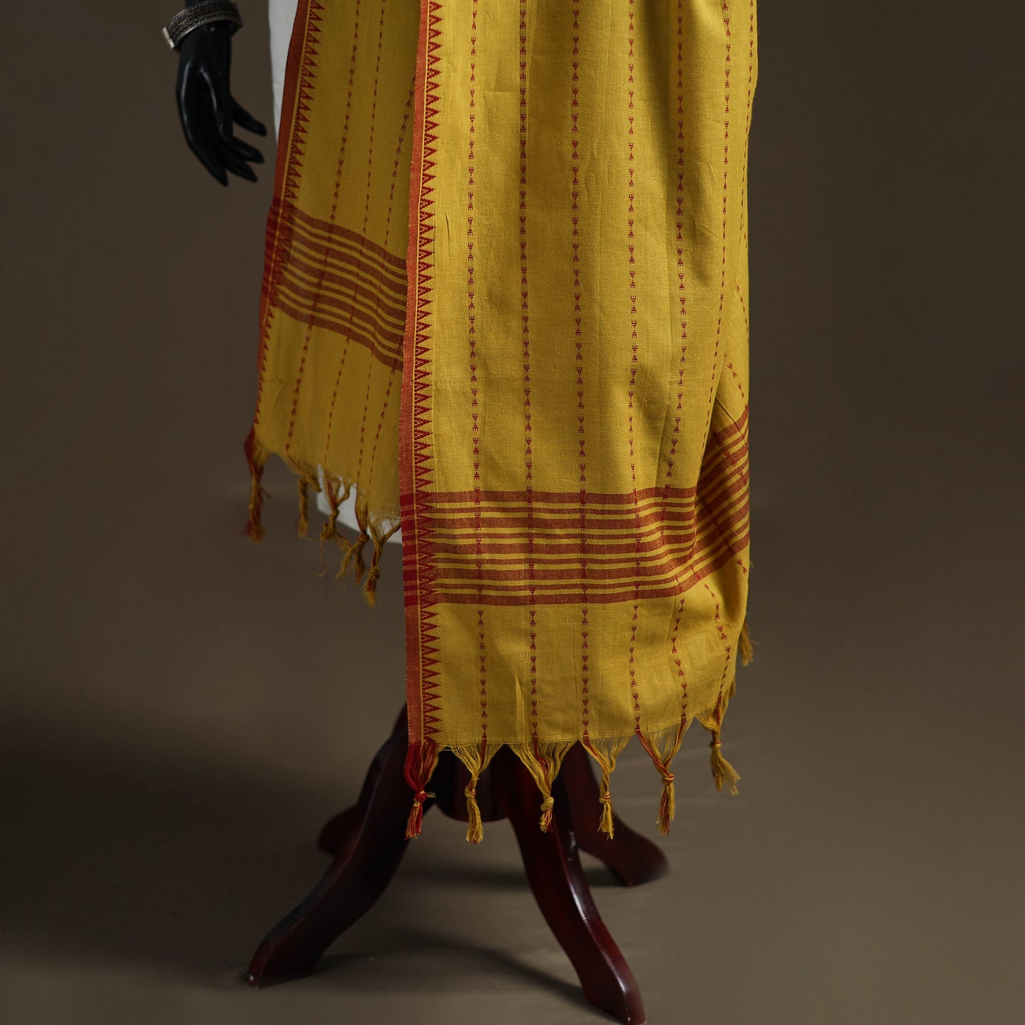 Jacquard Woven Cotton Dupatta with Tassels 01