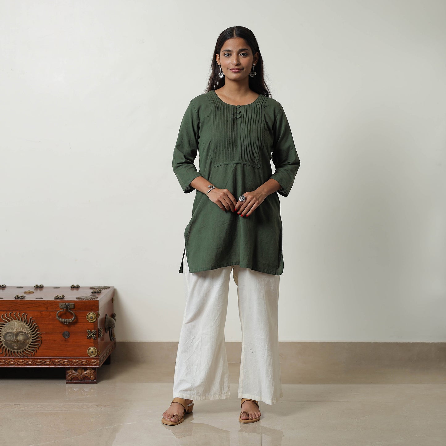 Zeenat Dark Green Flex Cotton Short Plain Kurta