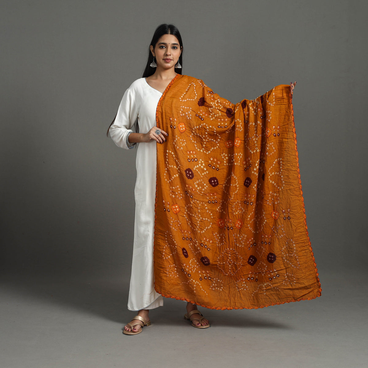 Kutch Tie-Dye Cotton Bandhani Dupatta 11