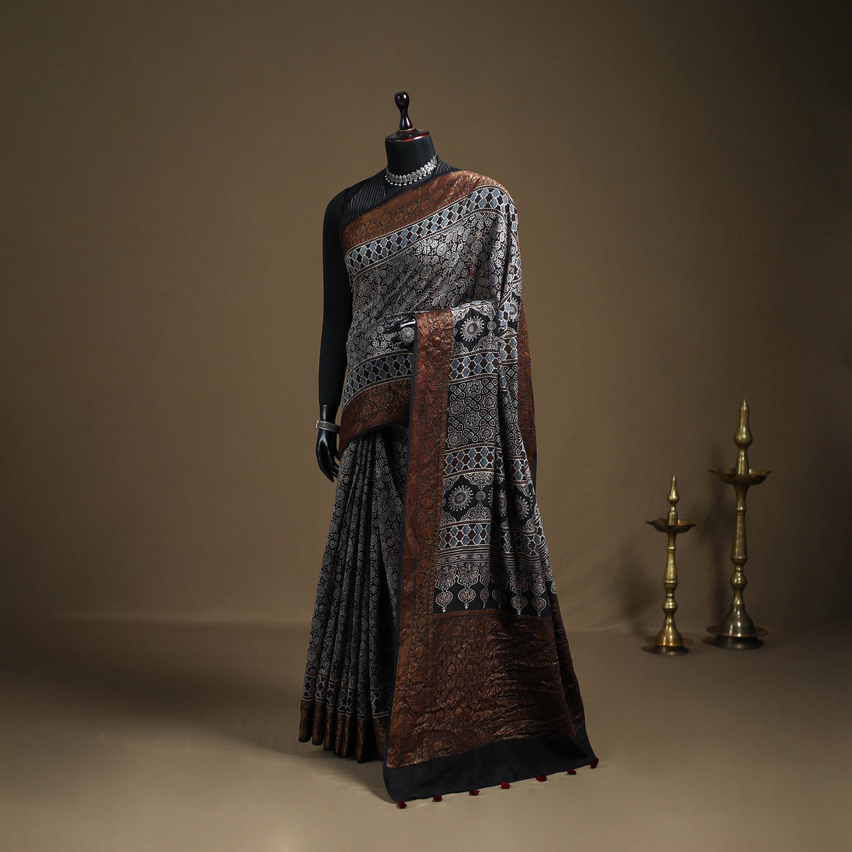Ajrakh Hand Block Print Natural Dyed Zari Work Chanderi Silk Saree 17