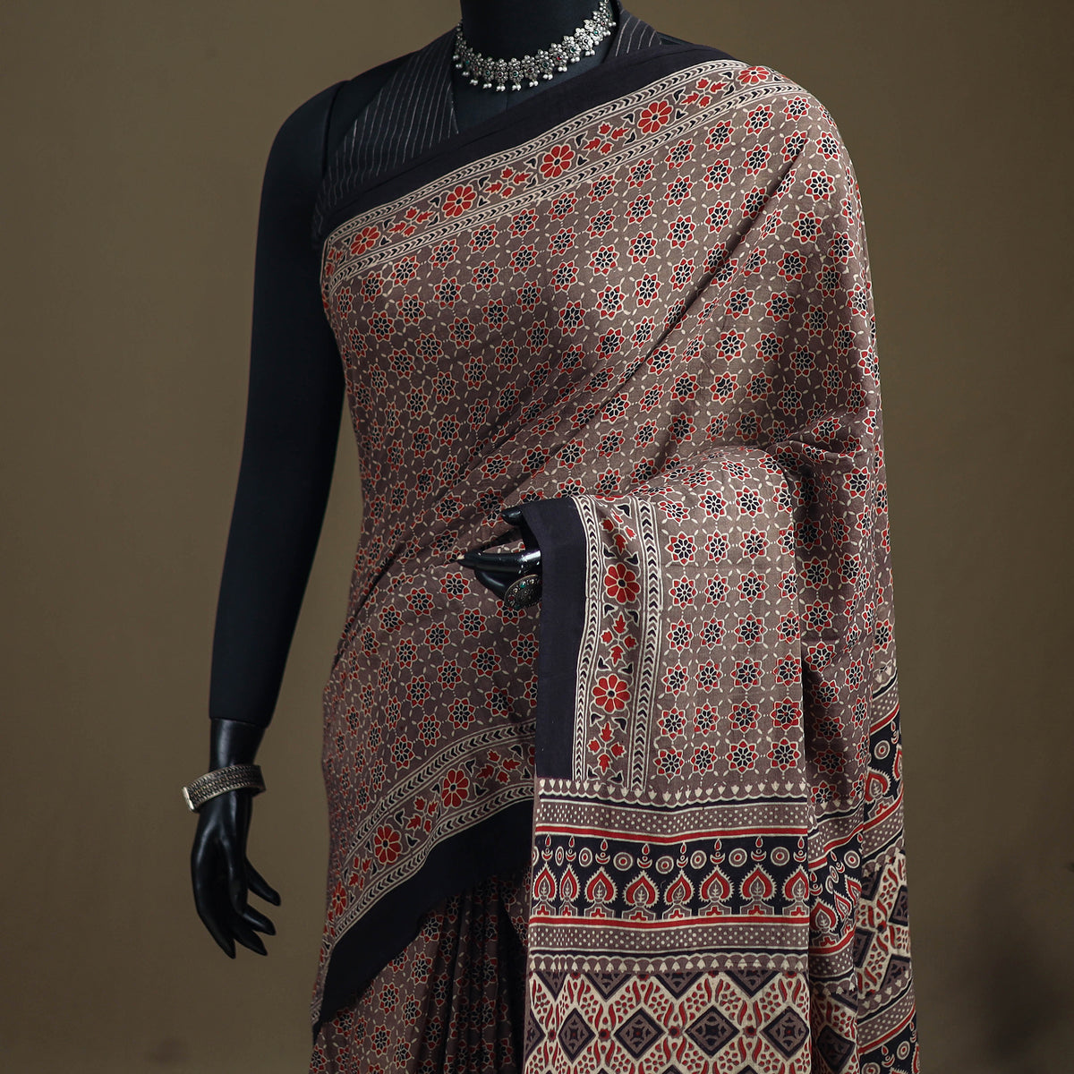 Ajrakh Hand Block Print Natural Dyed Pure Mul Cotton Saree 20