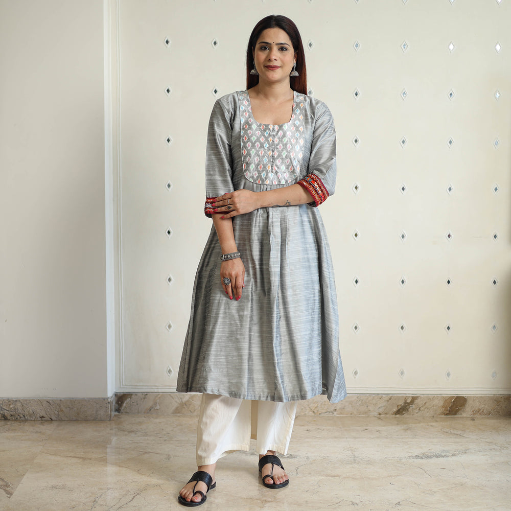 Grey - Plain Slub Silk Long A-Line Kurta with Ikat Patchwork 18