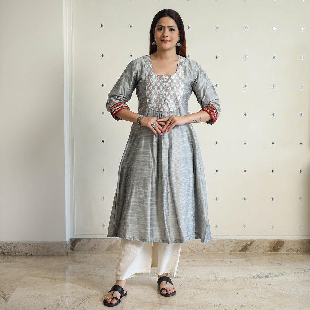 Grey - Plain Slub Silk Long A-Line Kurta with Ikat Patchwork 18