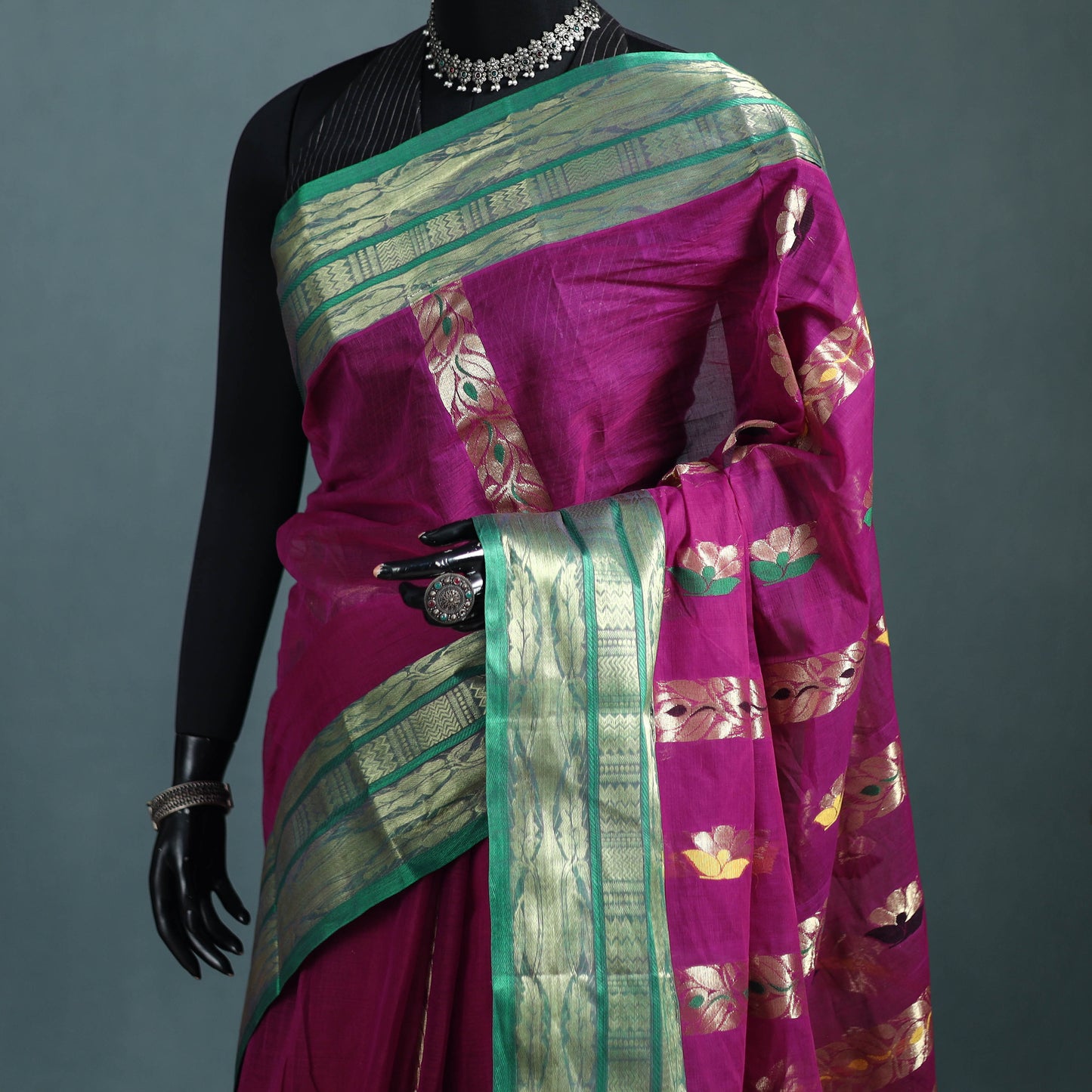 Pure Cotton Handloom Bengal Tant Saree with Zari & Thread Work 12