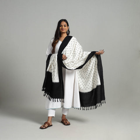 White - Handloom Cotton Pochampally Ikat Dupatta 01