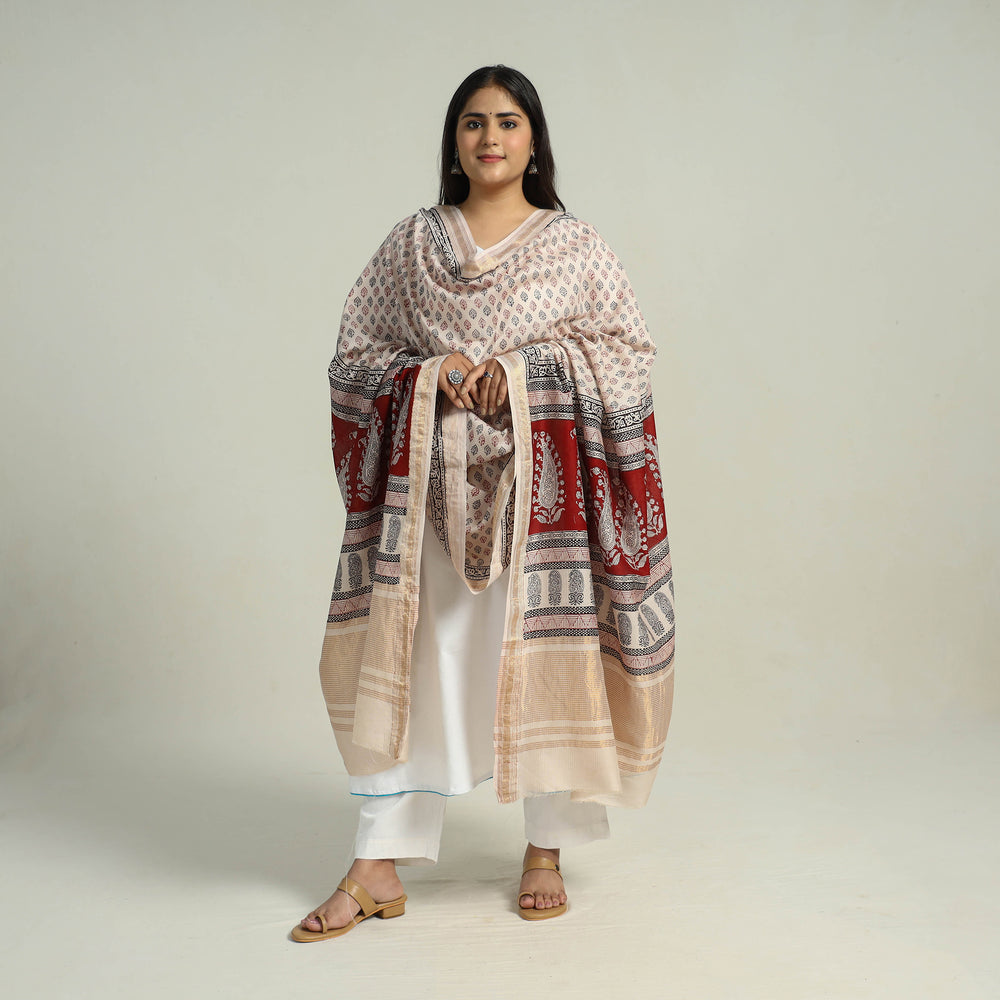 Beige - Traditional Maheshwari Silk Bagh Print Dupatta 03