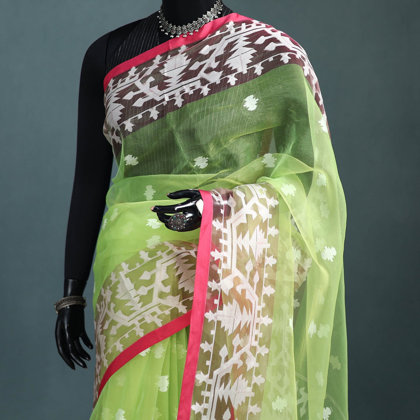 Bengal Pure Muslin Handloom Jamdani Saree 18