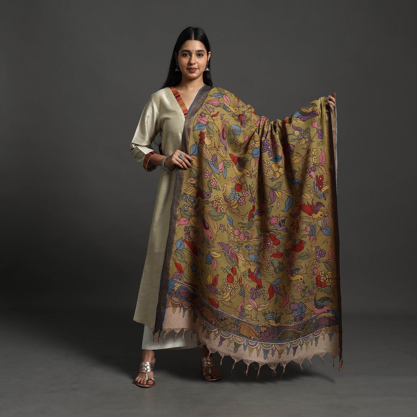 Green Mangalagiri Cotton Handpainted Pen Work Kalamkari Dupatta