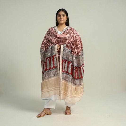 Red - Traditional Maheshwari Silk Bagh Print Dupatta 10