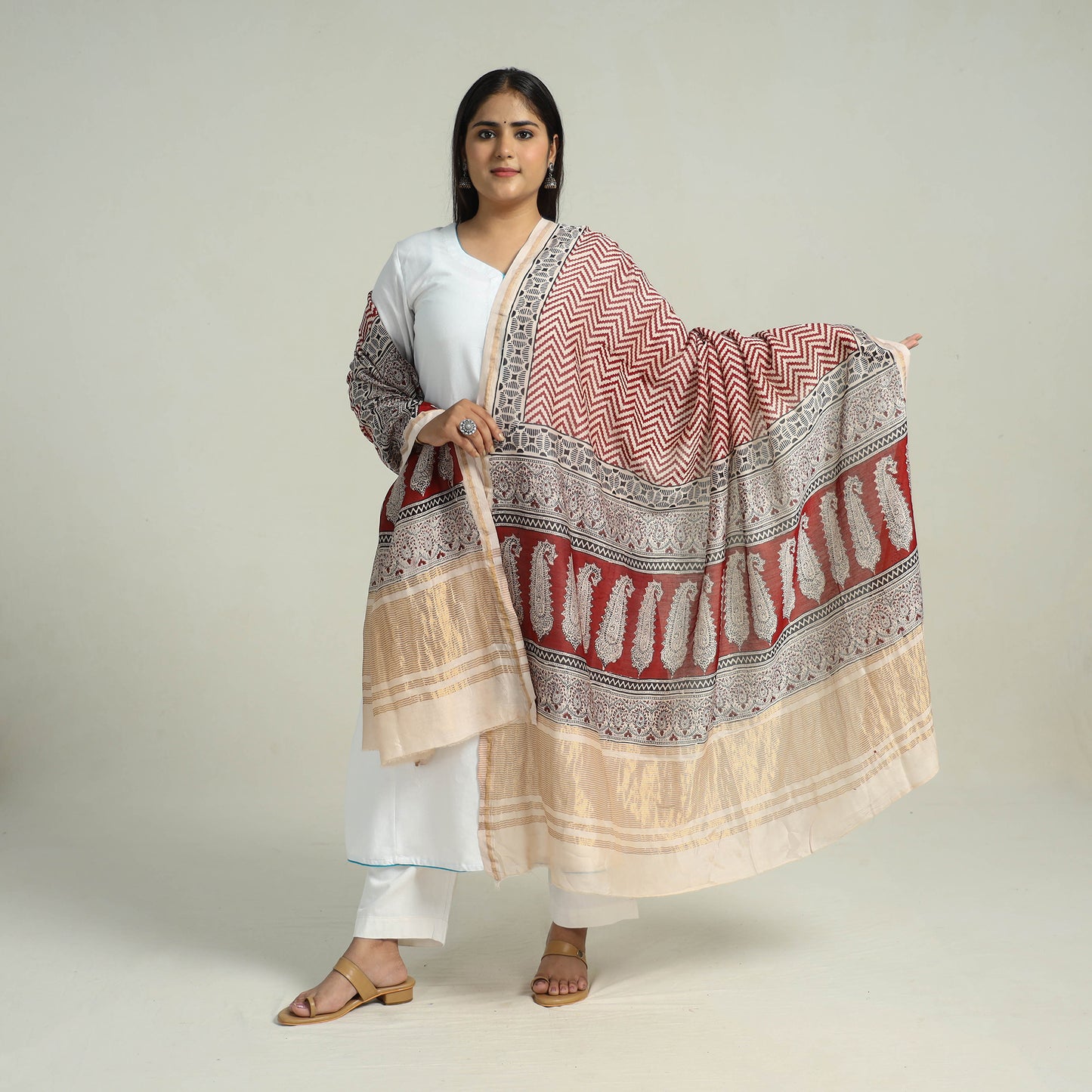 Red - Traditional Maheshwari Silk Bagh Print Dupatta 10