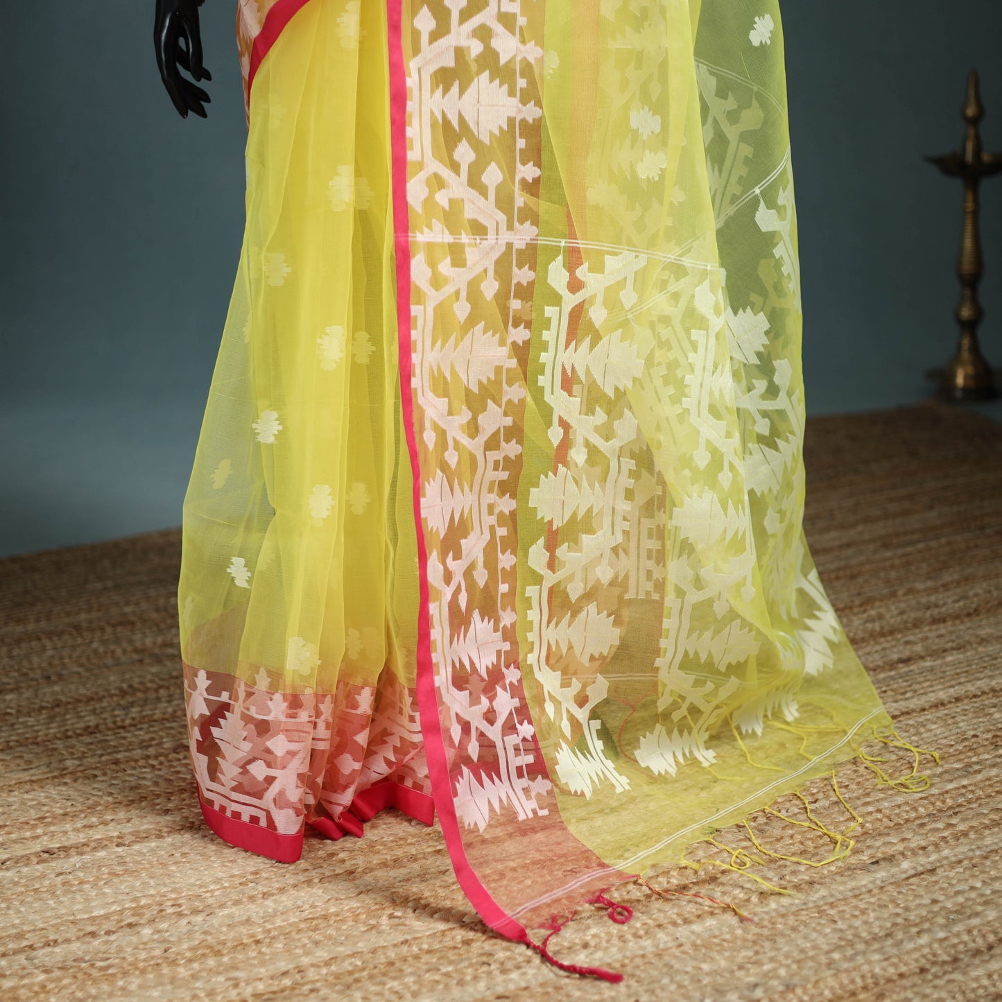 Bengal Pure Muslin Handloom Jamdani Saree 22