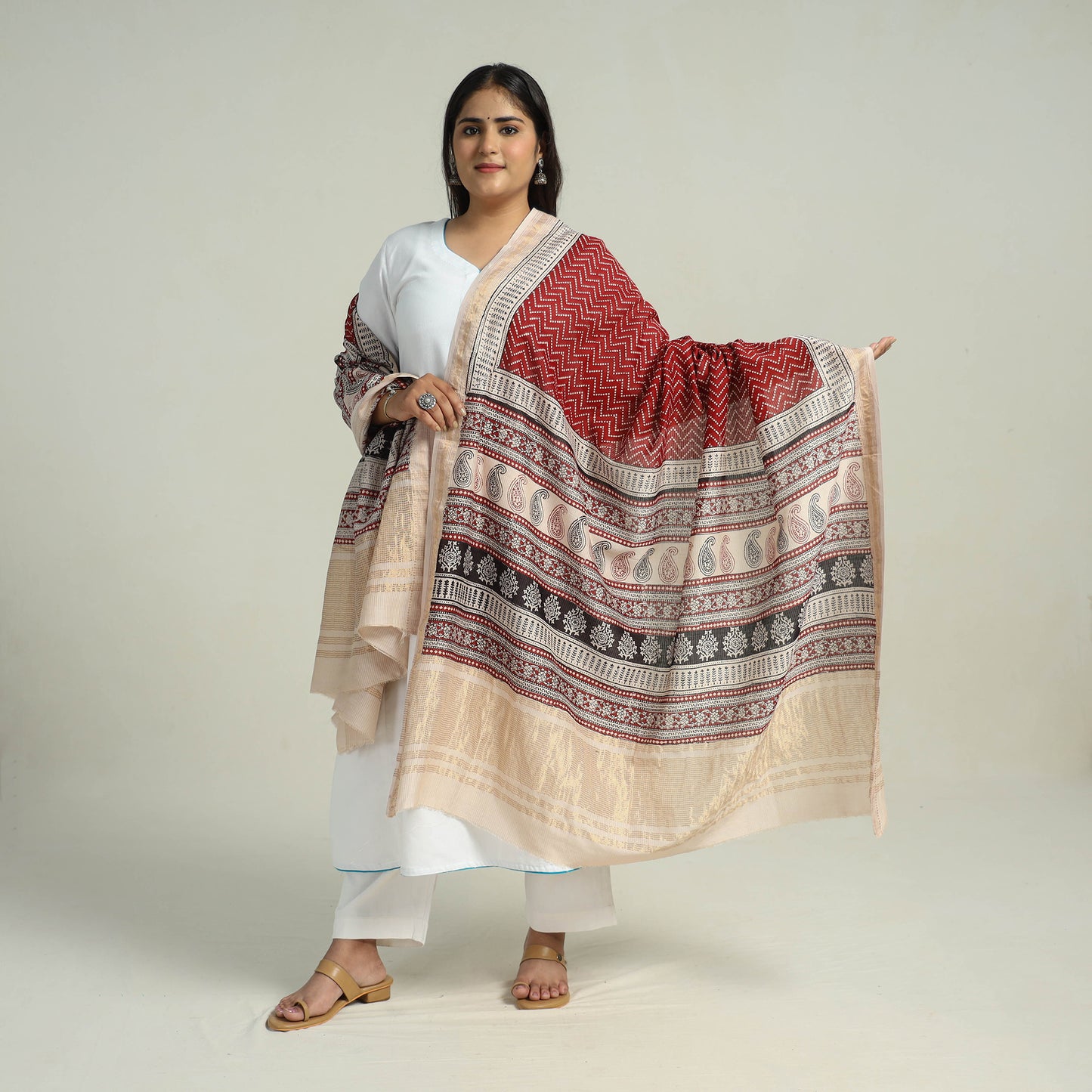 Red - Traditional Maheshwari Silk Bagh Print Dupatta 13