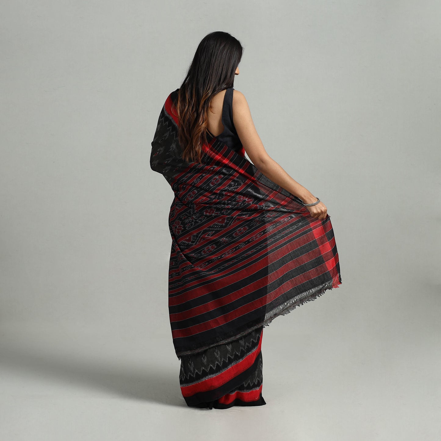 Handloom Cotton Sambalpuri Ikat Saree 03