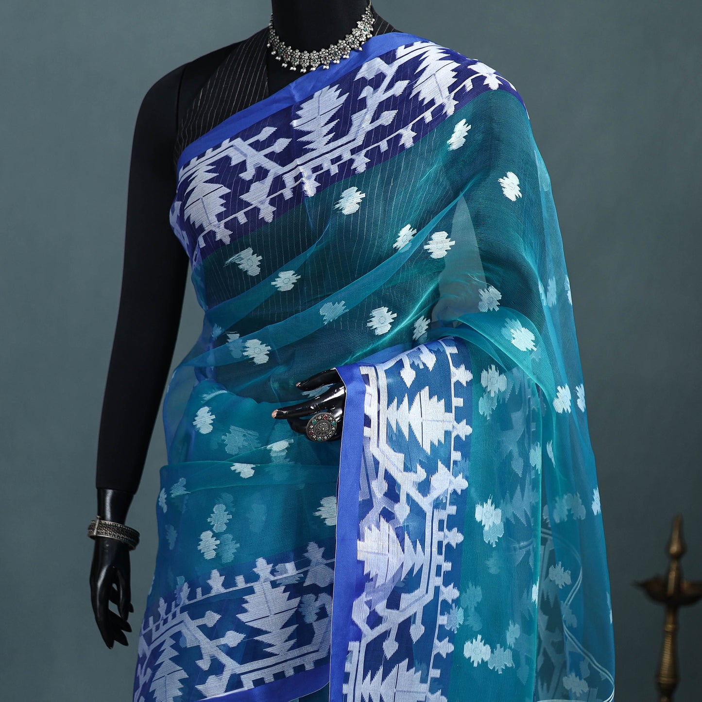 Bengal Pure Muslin Handloom Jamdani Saree 23