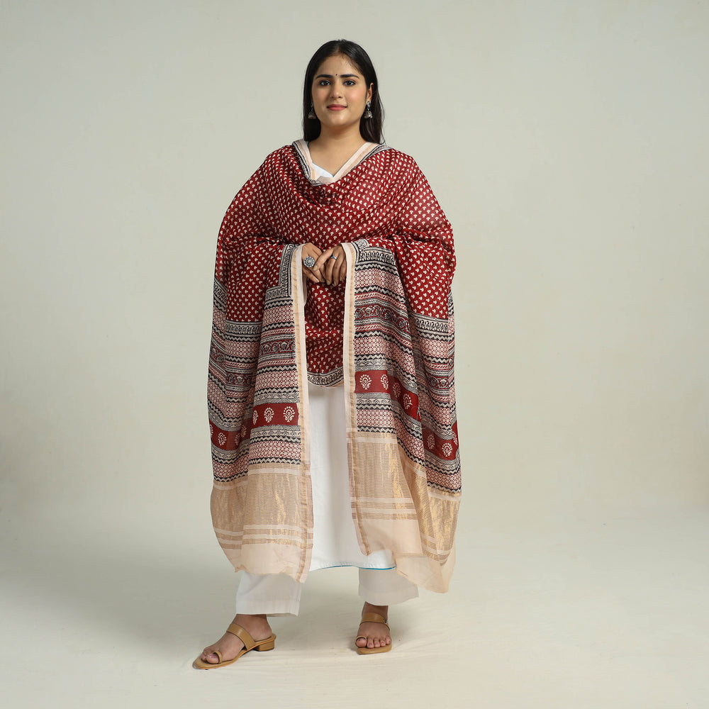 Red - Traditional Maheshwari Silk Bagh Print Dupatta 15