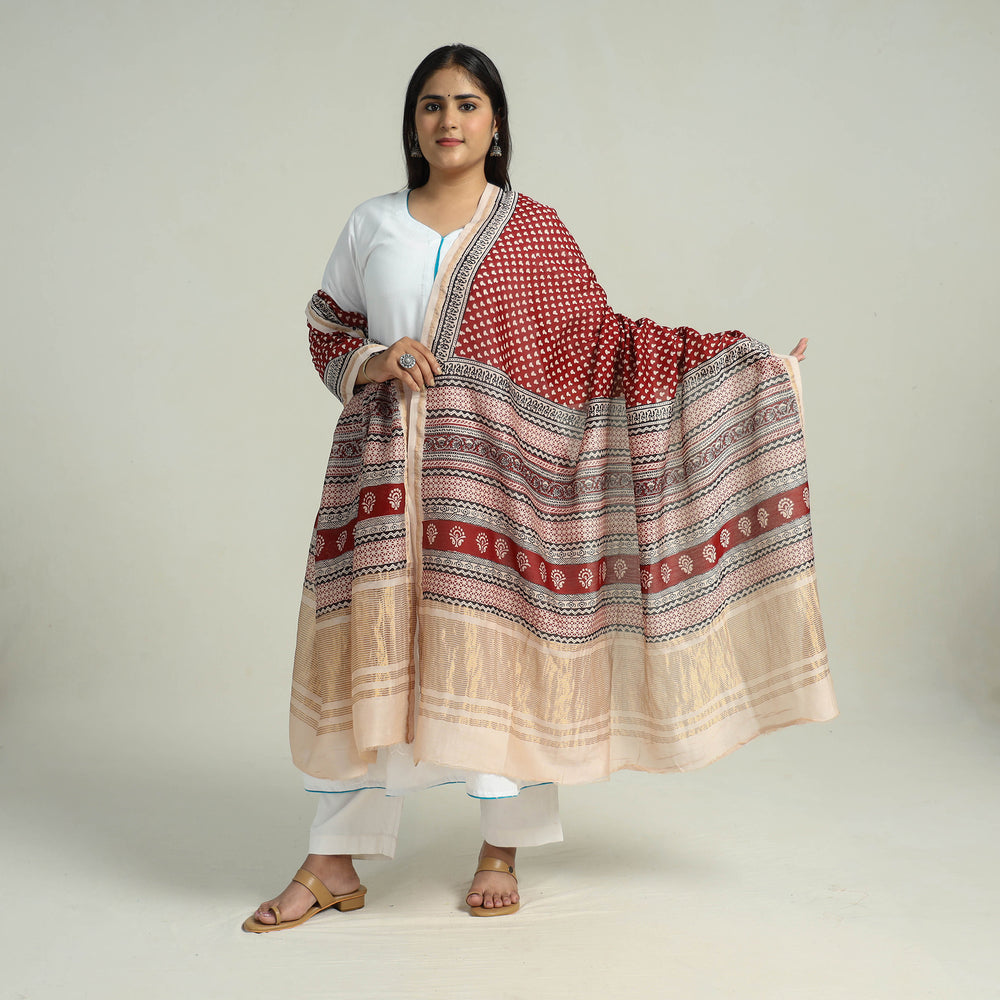 Red - Traditional Maheshwari Silk Bagh Print Dupatta 15