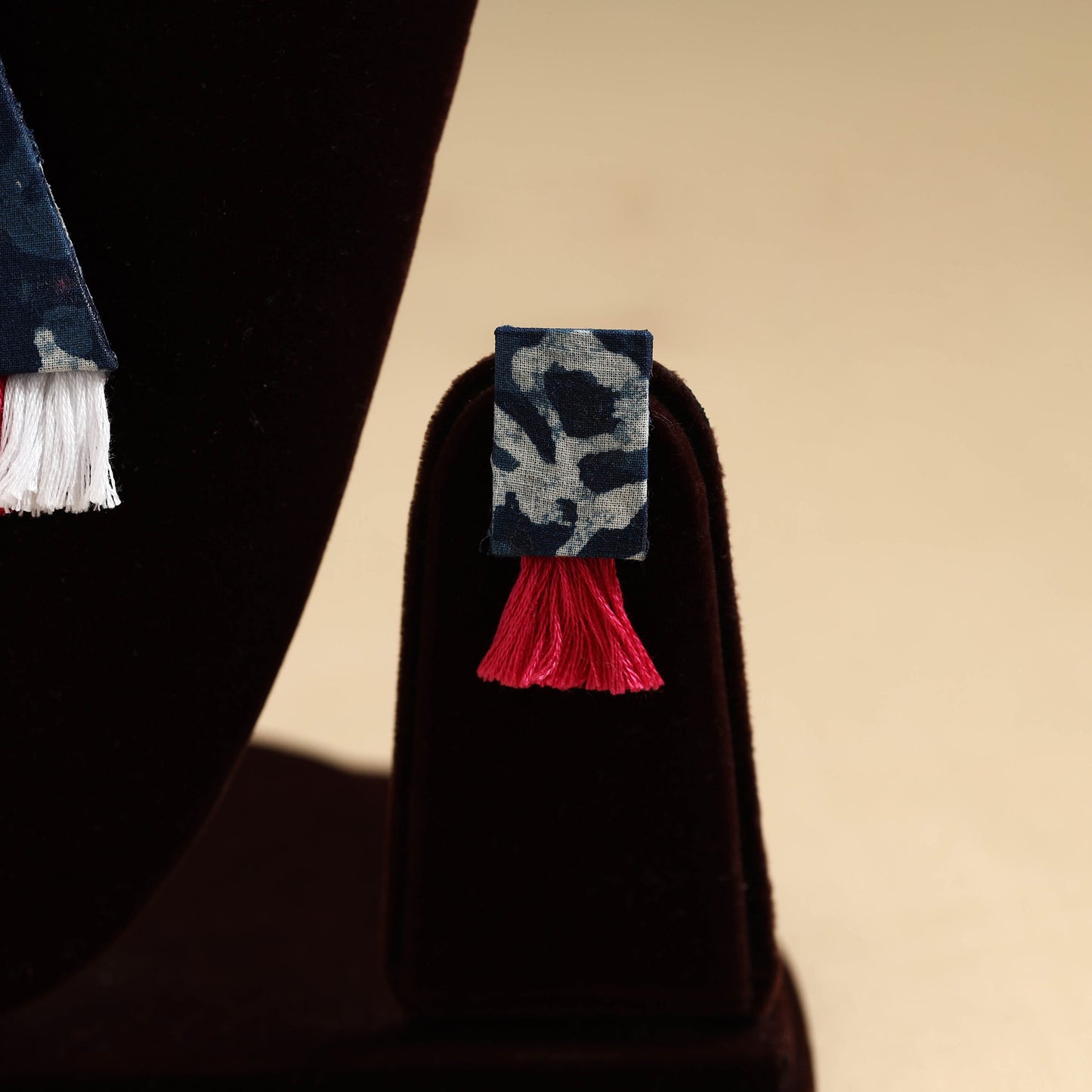 Buy Handmade Fabart Necklace Set