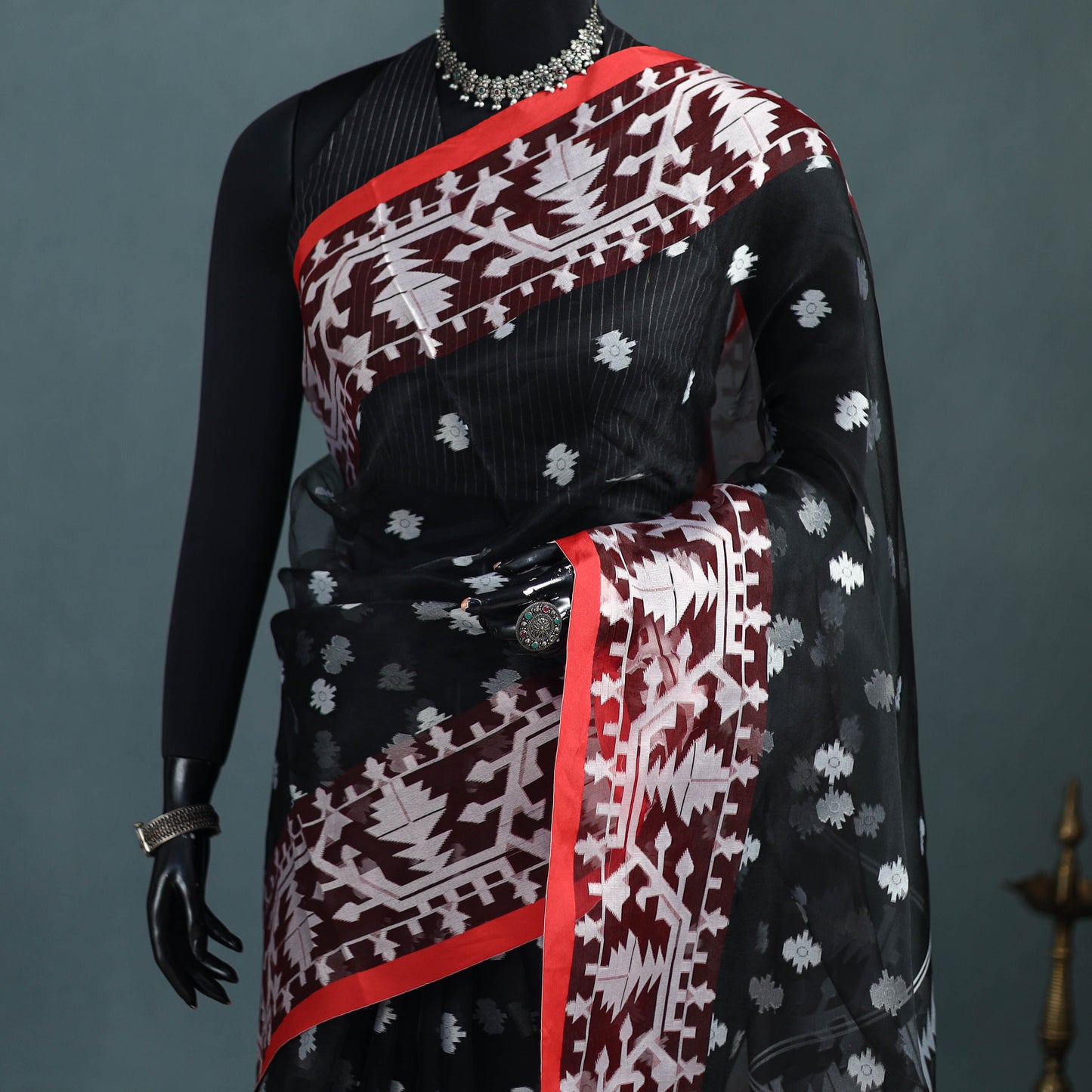 Bengal Pure Muslin Handloom Jamdani Saree 24