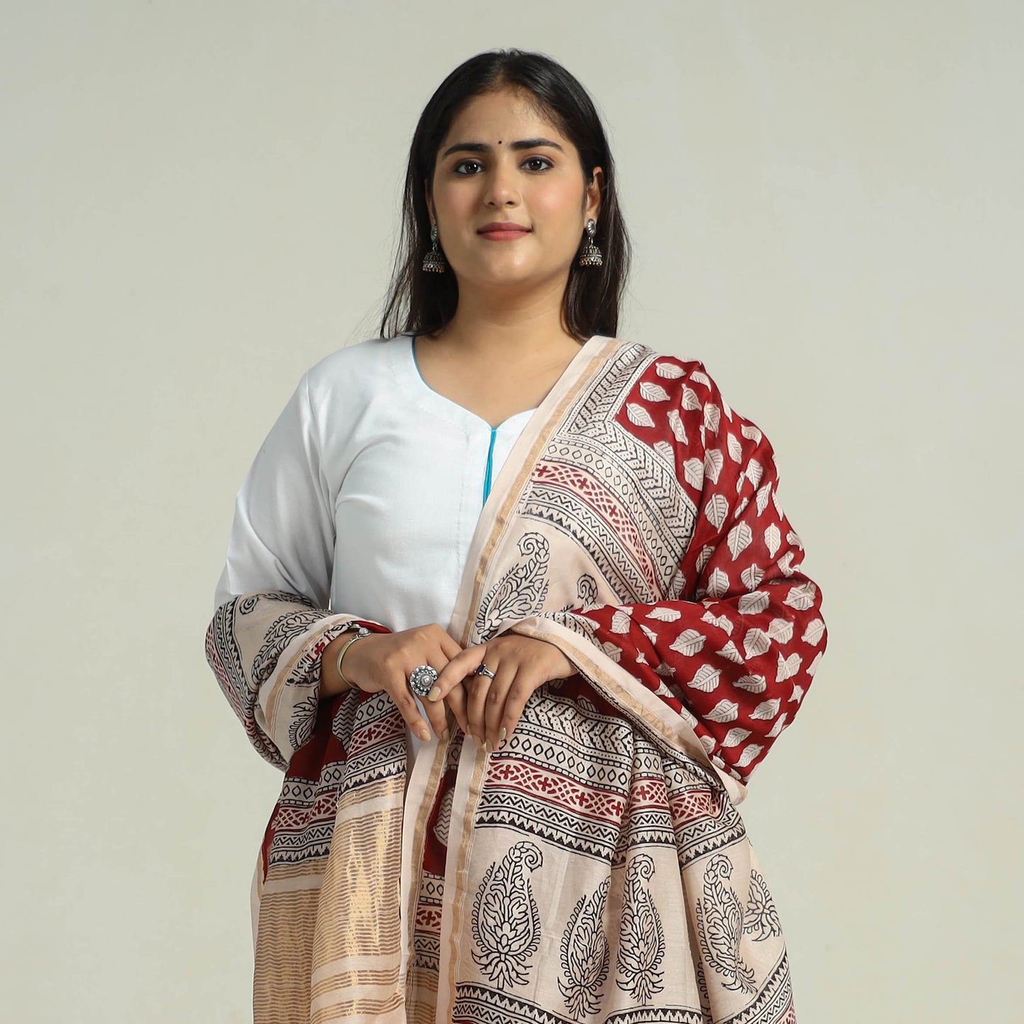 Red - Traditional Maheshwari Silk Bagh Print Dupatta 16