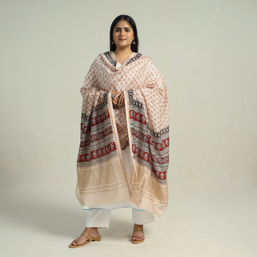 Beige - Traditional Maheshwari Silk Bagh Print Dupatta 18