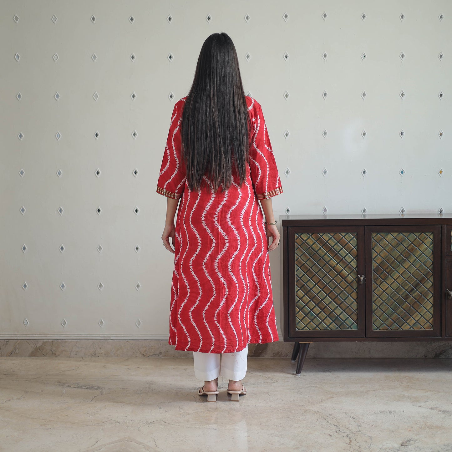 Red - A-Line Tie & Dye Cotton Shibori Kurta 02