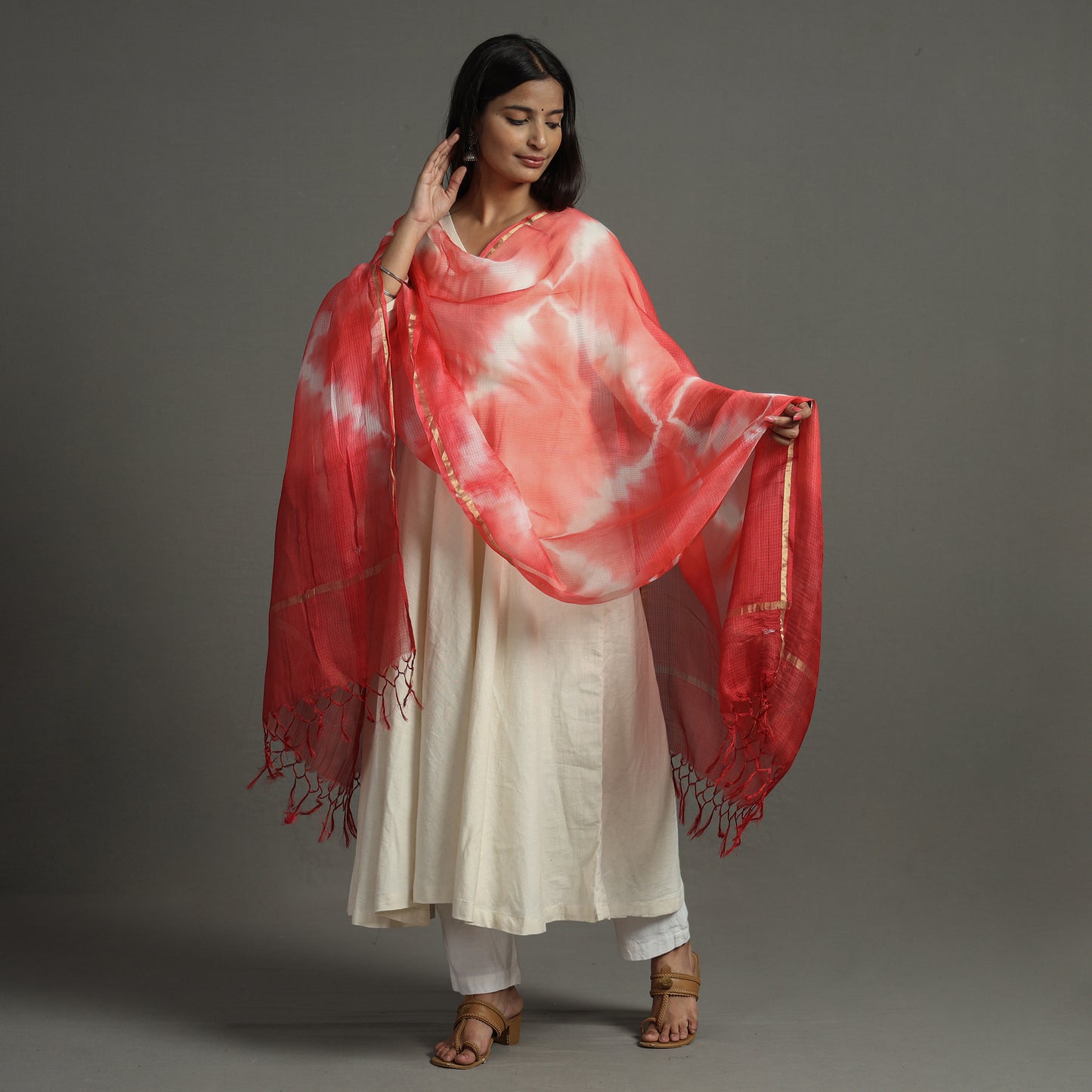 Red - Shibori Tie-Dye Kota Doria Silk Dupatta With Zari Border 01