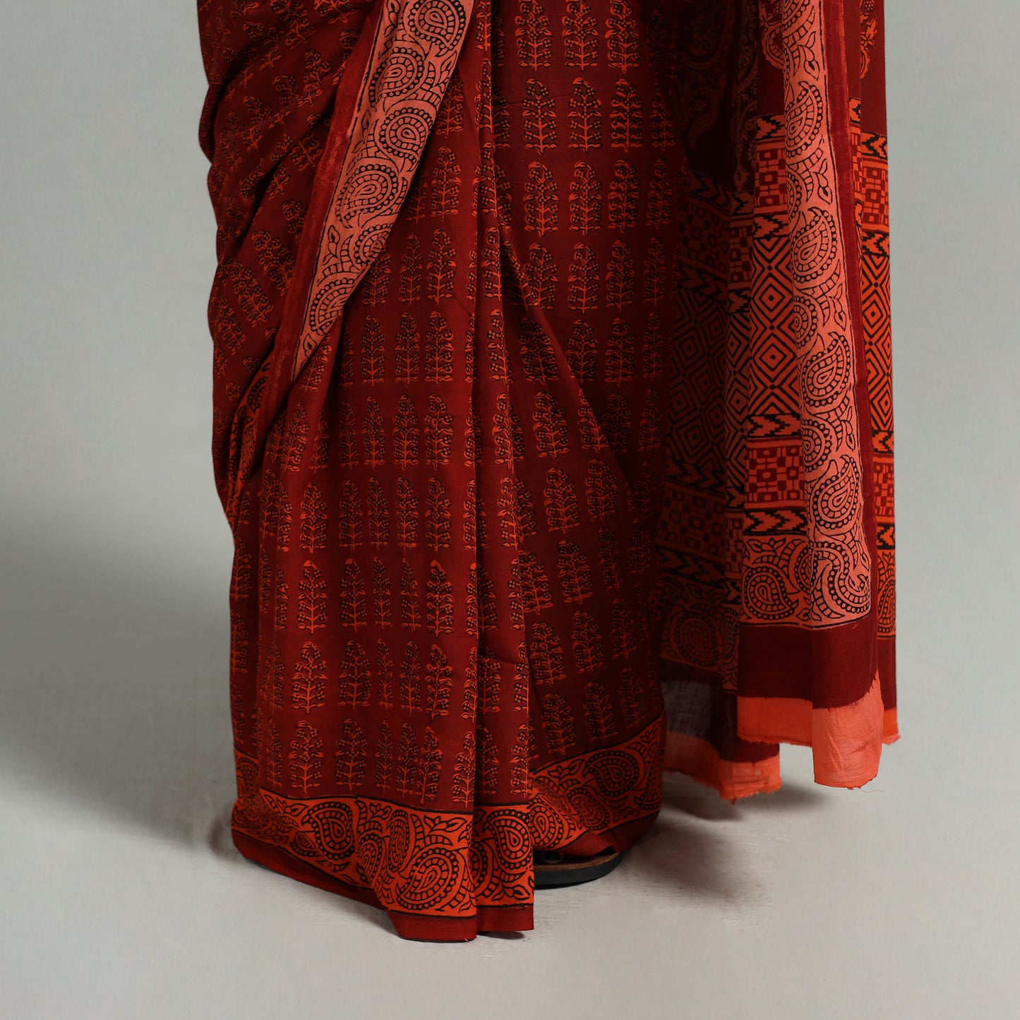 Red - Natural Dyed Cotton Bagh Print Saree 16   2024/1455-3 16