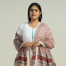 Red - traditional maheshwari silk bagh dupatta 19