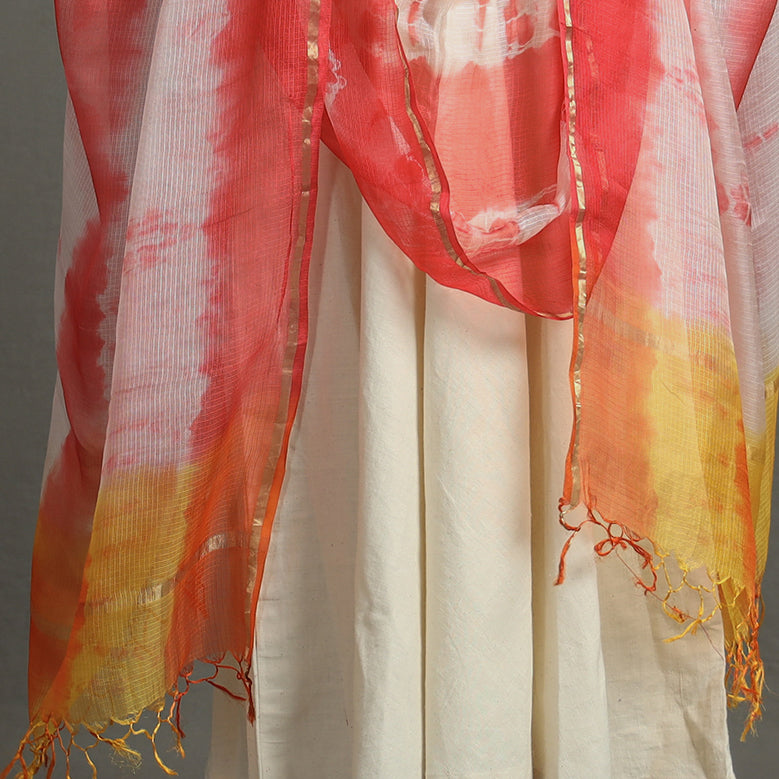 Red - Shibori Tie-Dye Kota Doria Silk Dupatta With Zari Border 04