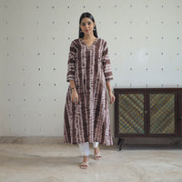 Brown - A-Line Tie & Dye Cotton Shibori Kurta 05