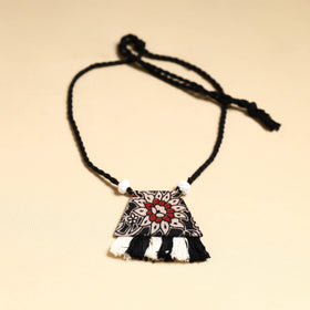 Buy Handmade Fabart Necklace Set